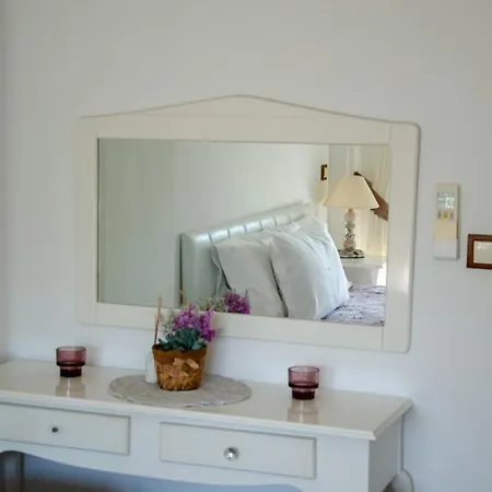 Pervin Hanim Konagi Hotel Alacati